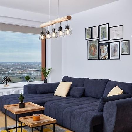5Min2Centre, View & Free Parking Apartment Bratislava Luaran gambar